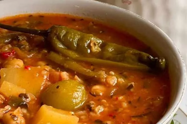 Como preparar sopa de bulgur Urmia para 5 pessoas 3 Sopa de bulgur de Urmia