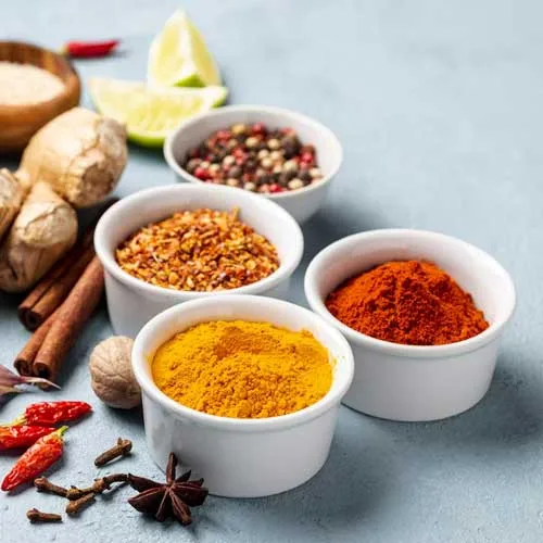 Proprietà delle spezie tradizionali iraniane per il brodo