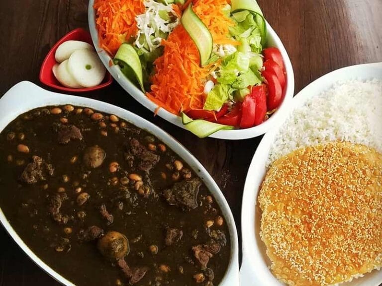 راز خوشمزه شدن قورمه سبزی