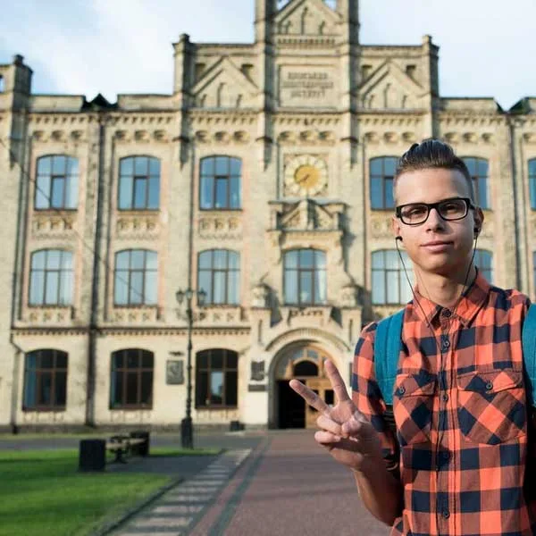 Is it necessary to have a culinary degree in Canada?