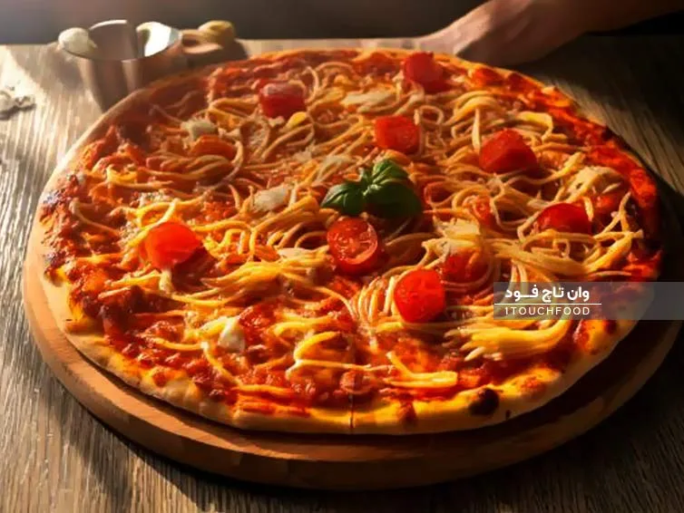 Wie man Spaghetti-Pizza zubereitet: ein köstliches und herzhaftes Gericht