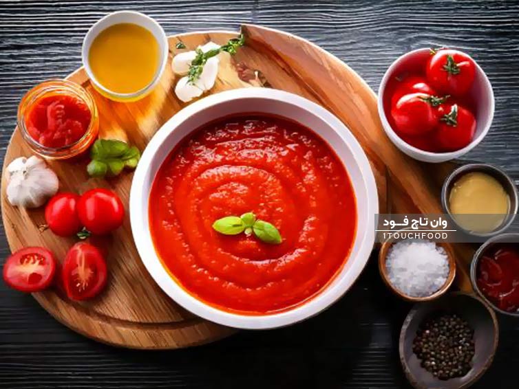 مراحل تهیه سس گوجه پیتزا