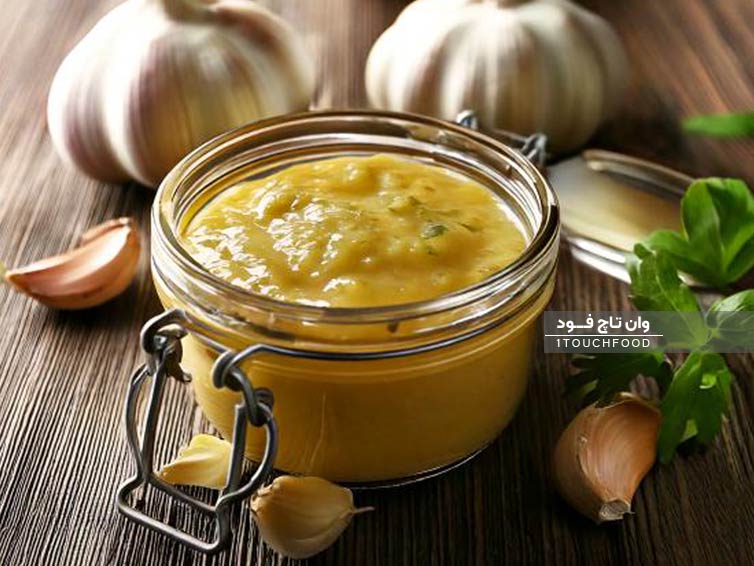 طرز تهیه سس سیر خوشمزه خوش طعم با بهترین دستور رسپی طلایی 1 طرز تهیه سس سیر