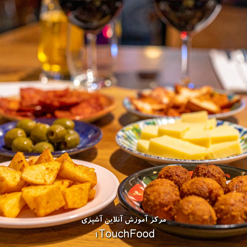 لیست بهترین غذاهای اسپانیایی: غذاهای معروف اسپانیا + طرز تهیه 4 غذاهای معروف اسپانیایی که باید حتماً امتحان کنید