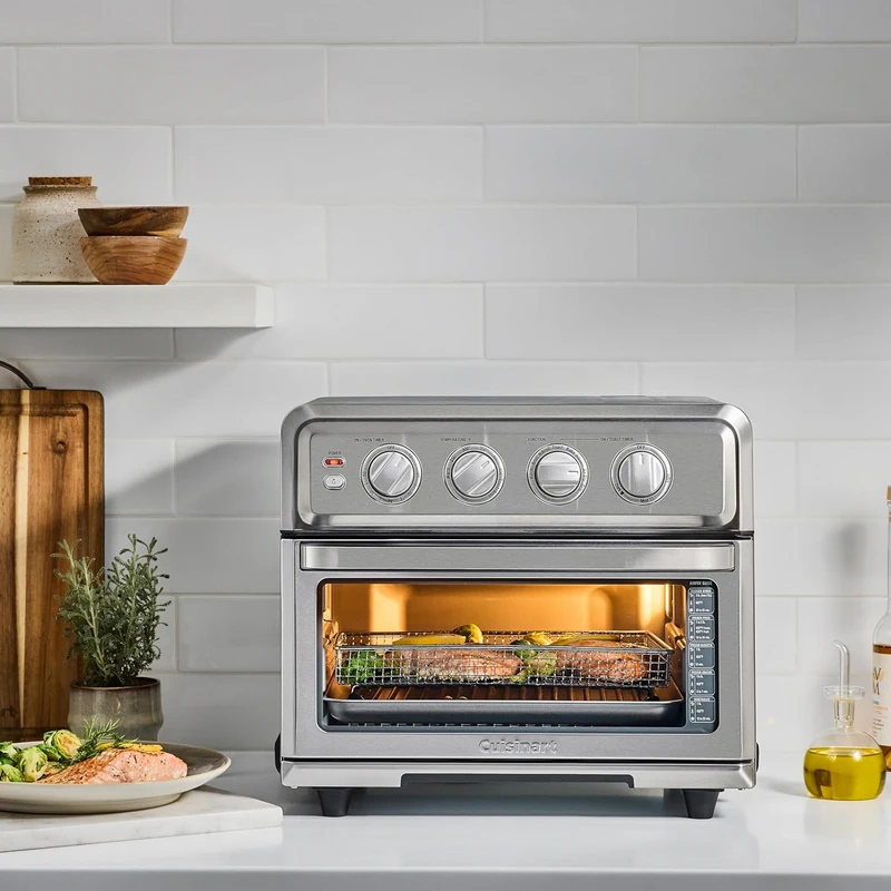 بهترین فرهای مینی برای پخت تک نفره 2025: 4 مدل برای آپارتمان 3 Cuisinart TOA-60 Convection Toaster Oven
