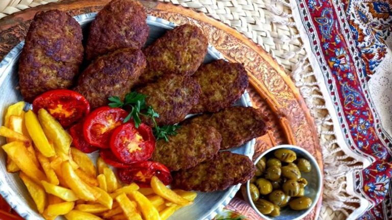 طرز تهیه کتلت با گوشت بوقلمون چرخ کرده